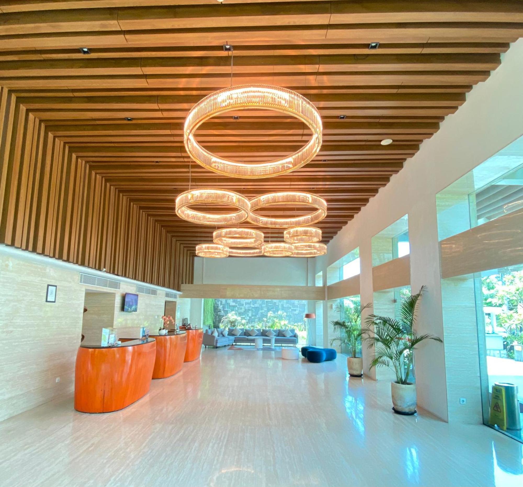 HARRIS Hotel Kuta Galleria - Bali Dış mekan fotoğraf