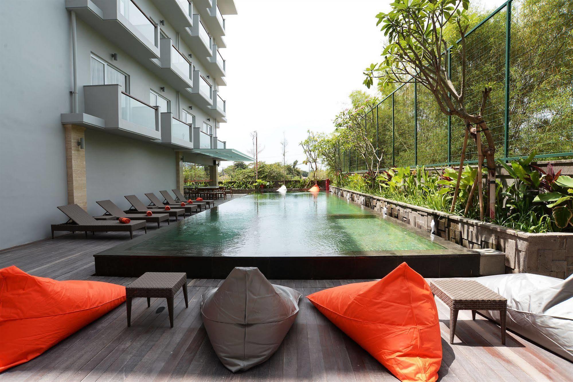 HARRIS Hotel Kuta Galleria - Bali Dış mekan fotoğraf